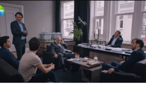 Ünal ailesi iş toplantısında